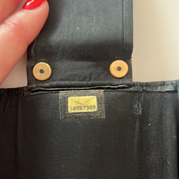 Chanel Wallet & Key Chain - Picture 5 of 7